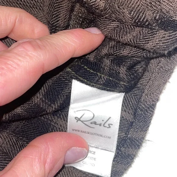 Rails plaid button down in Hunter style - Picture 5 of 6